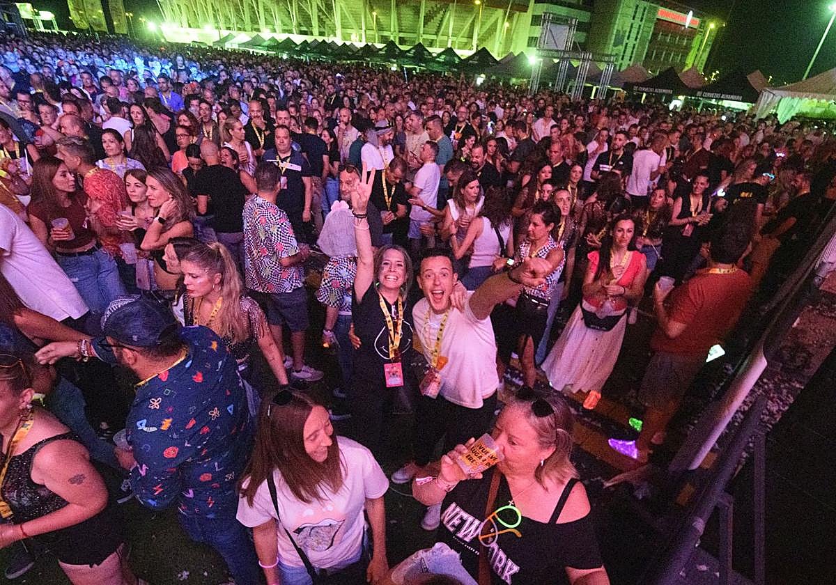 Asistentes del festival Love The Twenties, en octubre de 2024