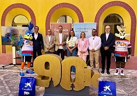 La presentación de la carrera en el claustro del convento de San Esteban de Cehegín.