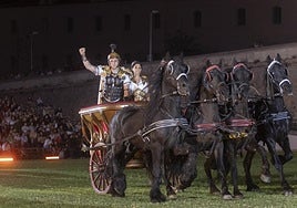 Escipión y Emilia Paula hacen acto de aparición en el Circo.
