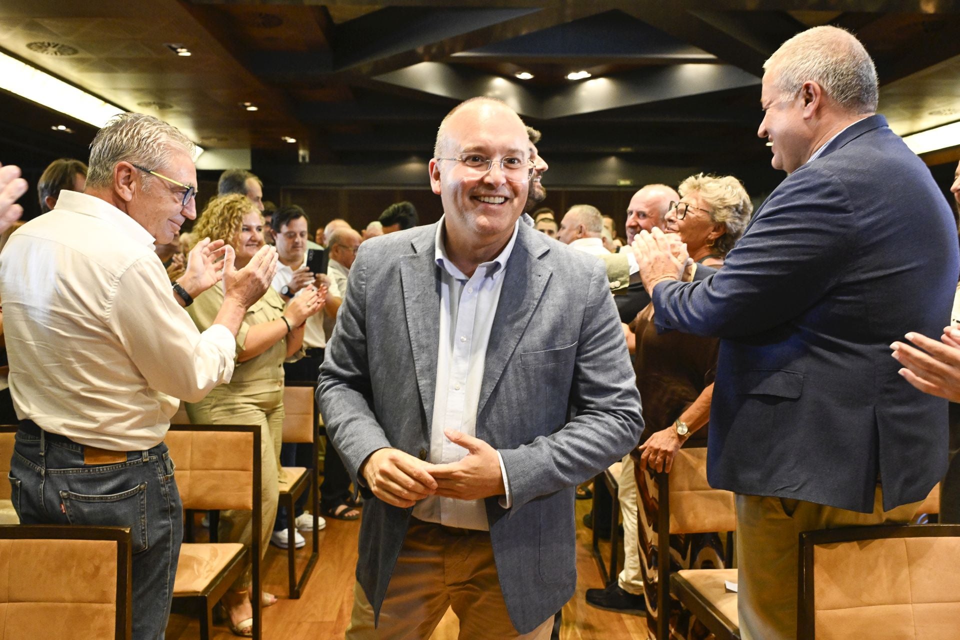 Las imágenes de la junta directiva del PP en Murcia