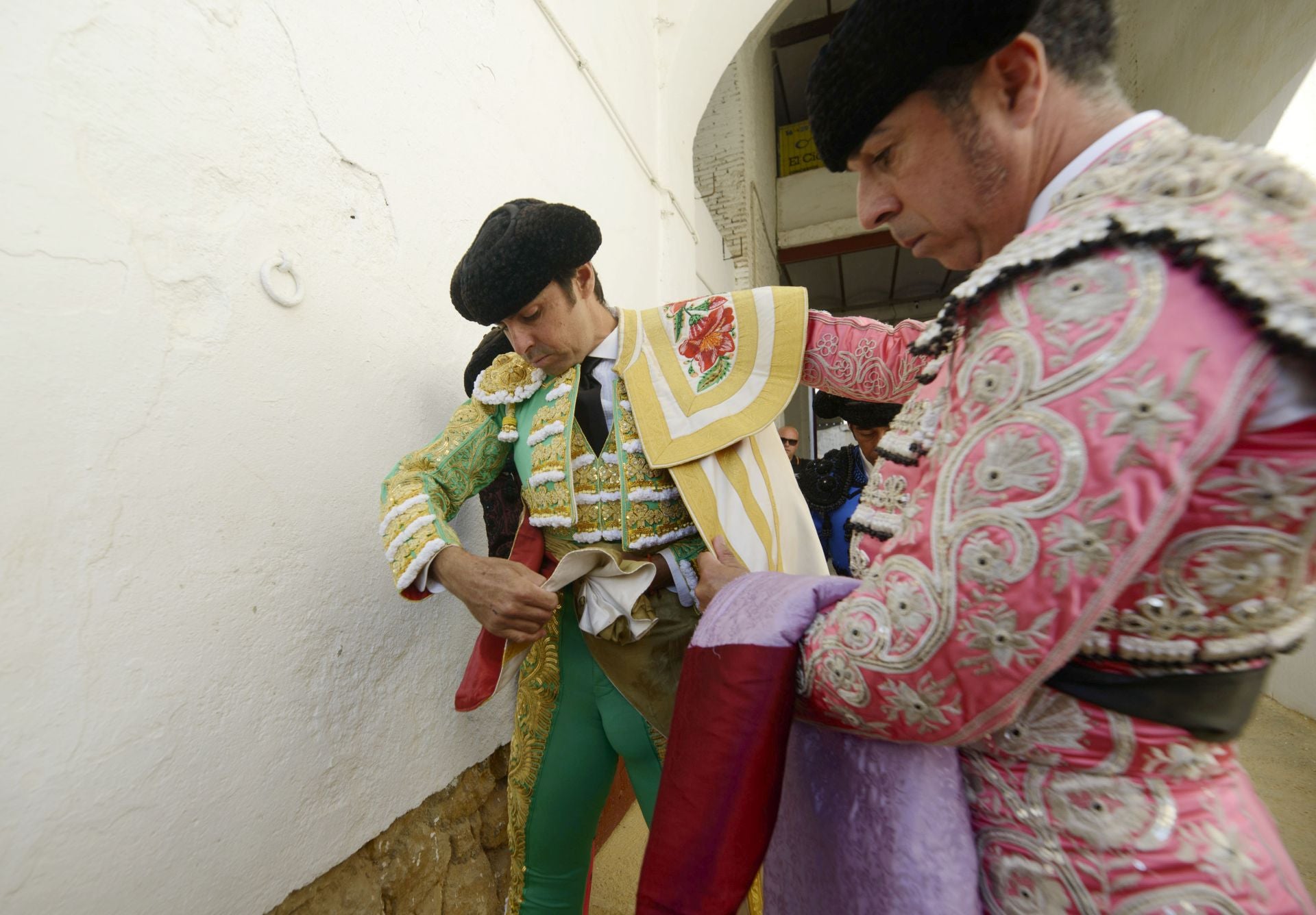 Ambiente y corrida del viernes de la Feria Taurina de Murcia, en imágenes