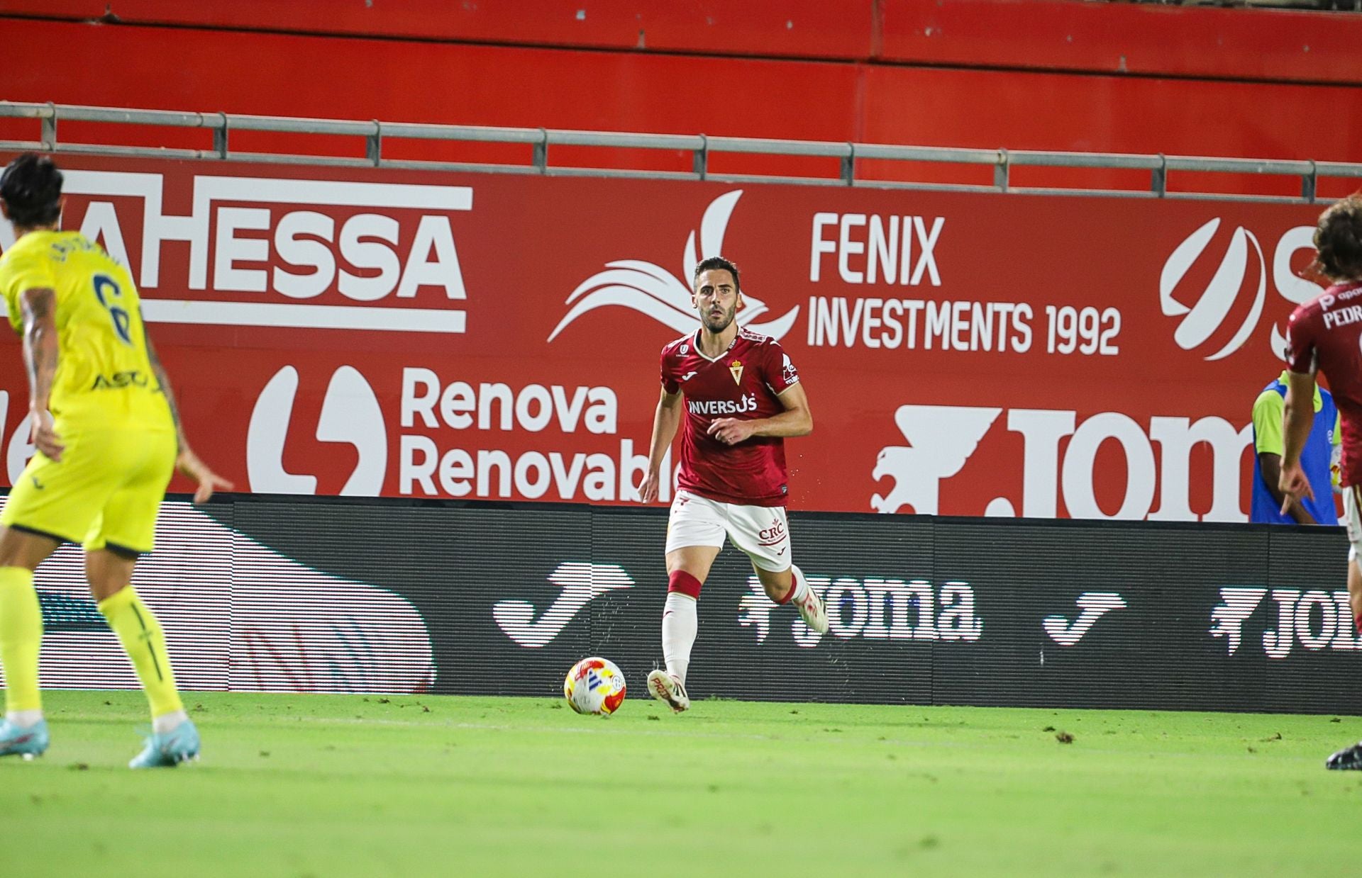 El Real Murcia consigue el empate en el último minuto, en imágenes