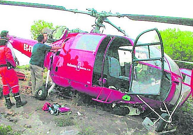 Helicóptero antiincendios en Totana en junio de 2002.