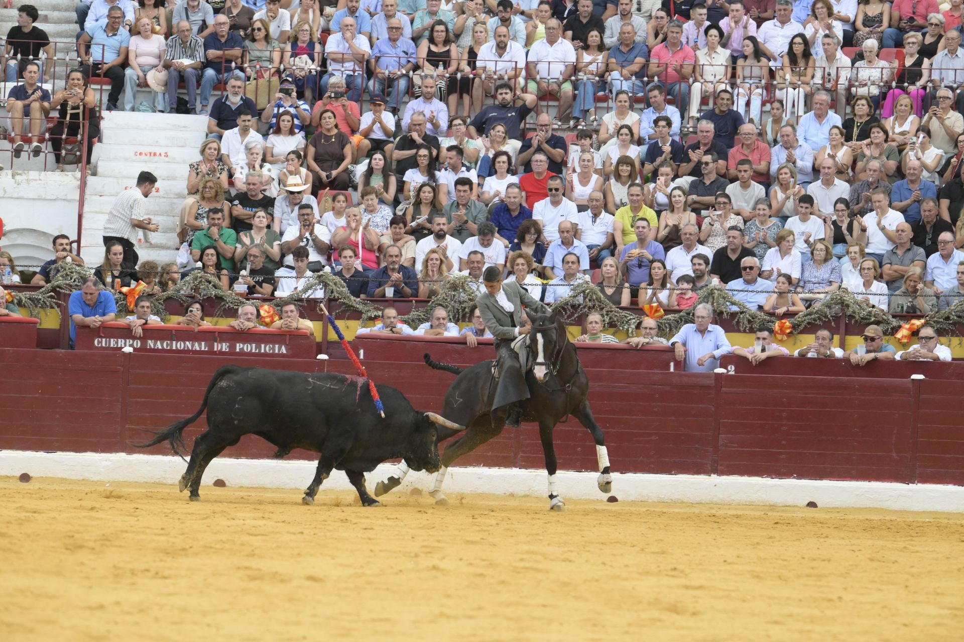 Las imágenes de la corrida de rejones de la Feria de Taurina de Murcia