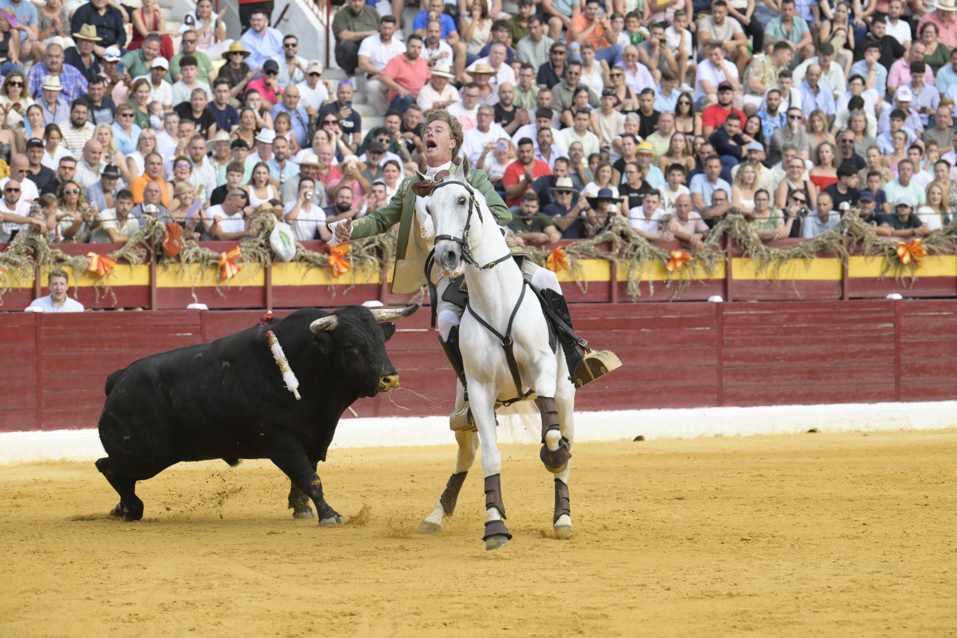 Las imágenes de la corrida de rejones de la Feria de Taurina de Murcia