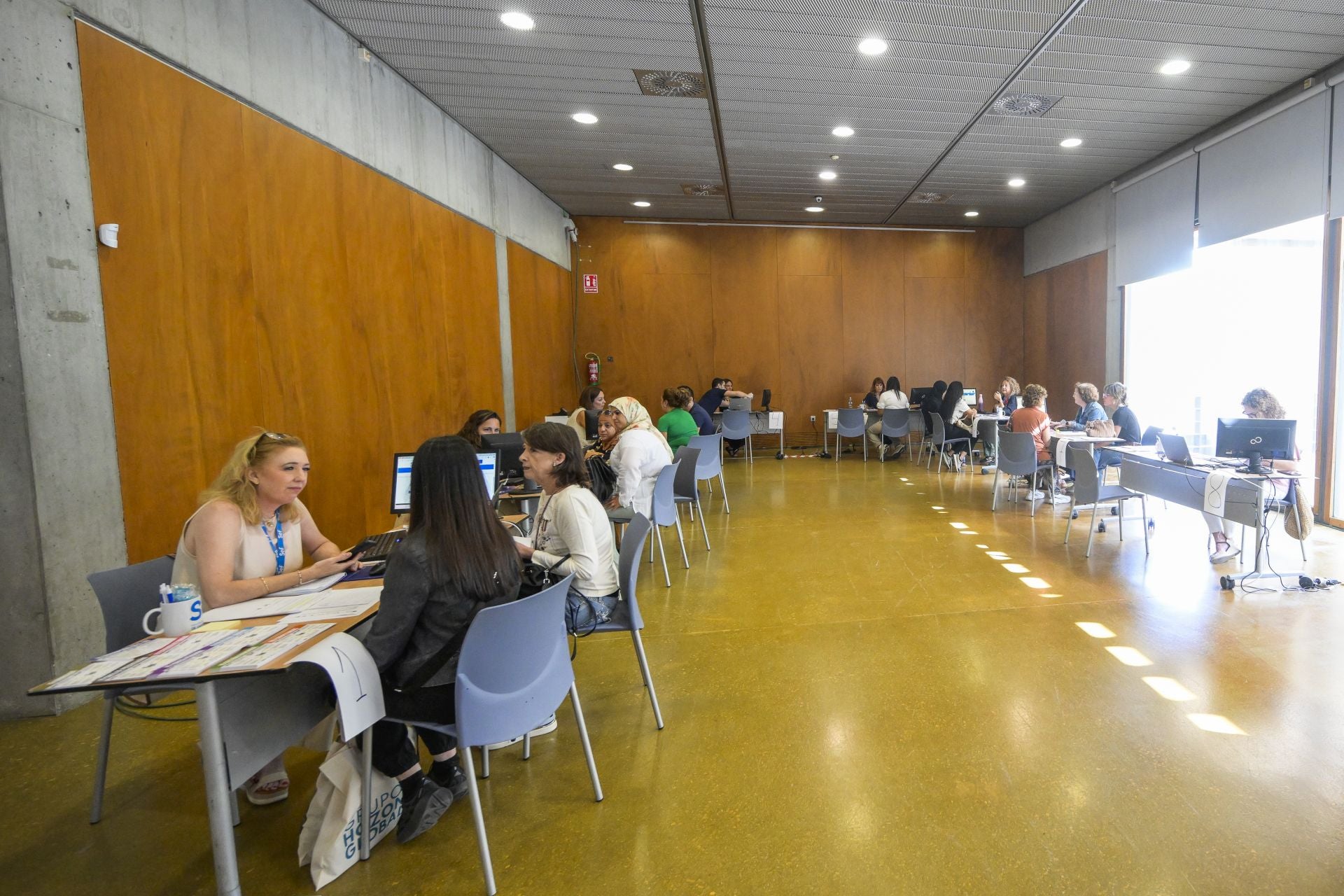 La inauguración de la Feria Regional de Empleo y Formación, en imágenes