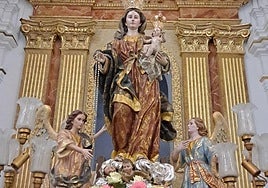 Imagen de Nuestra Señora del Rosario, patrona de Sucina.