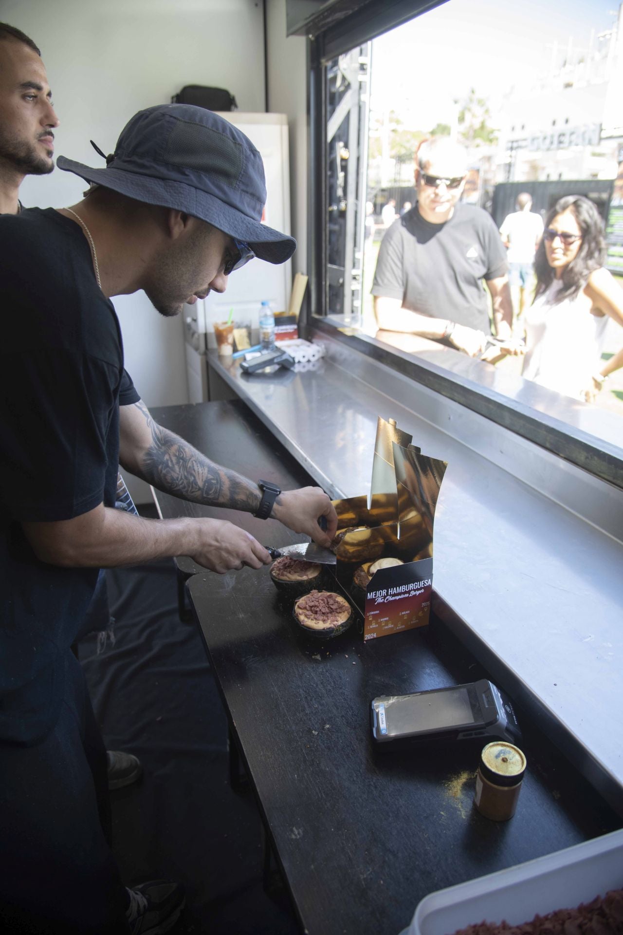 Un templo de las &#039;burgers&#039; en el Muelle de Cartagena