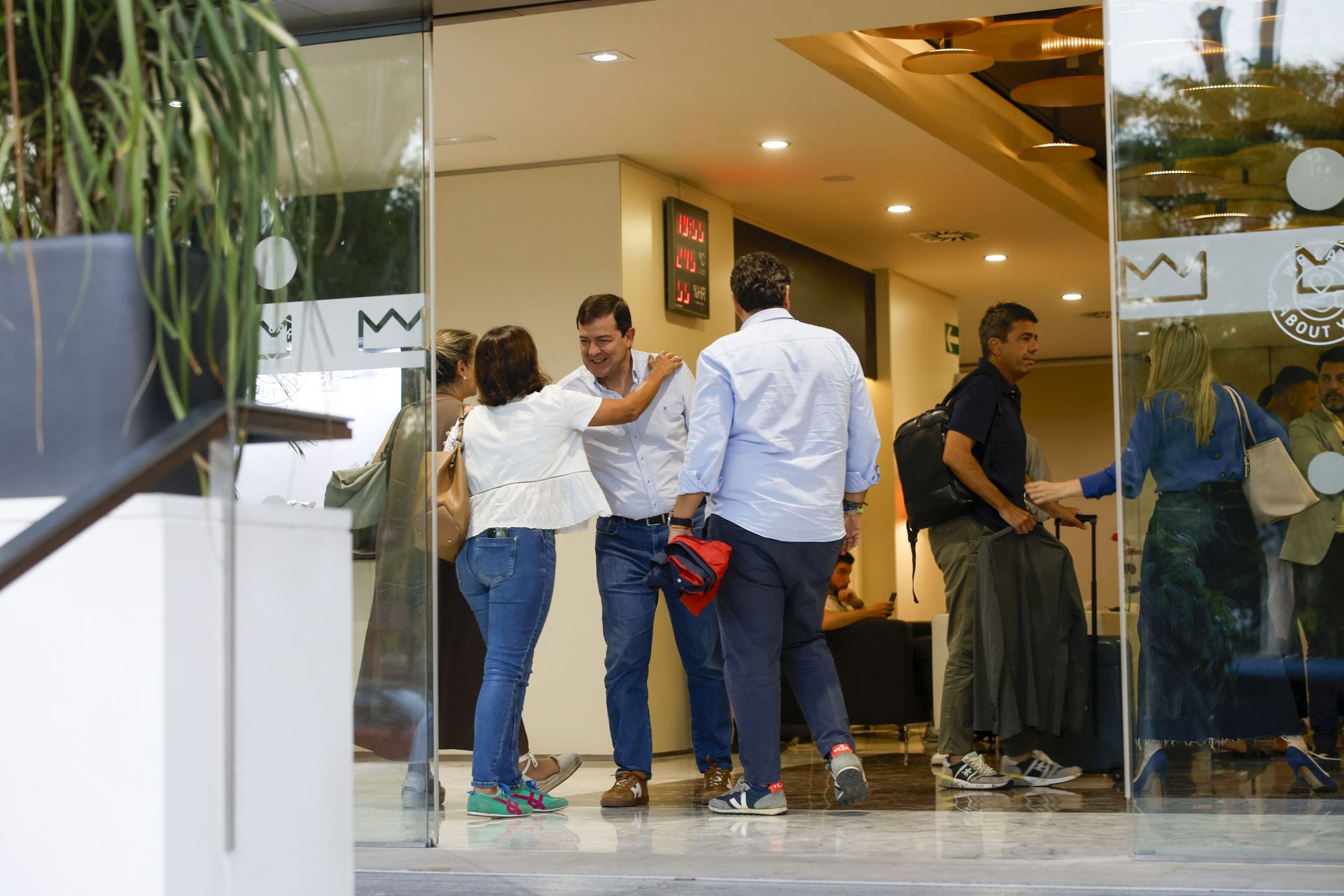 En imágenes, llegada de los presidentes autonómicos del PP a la cumbre de Murcia