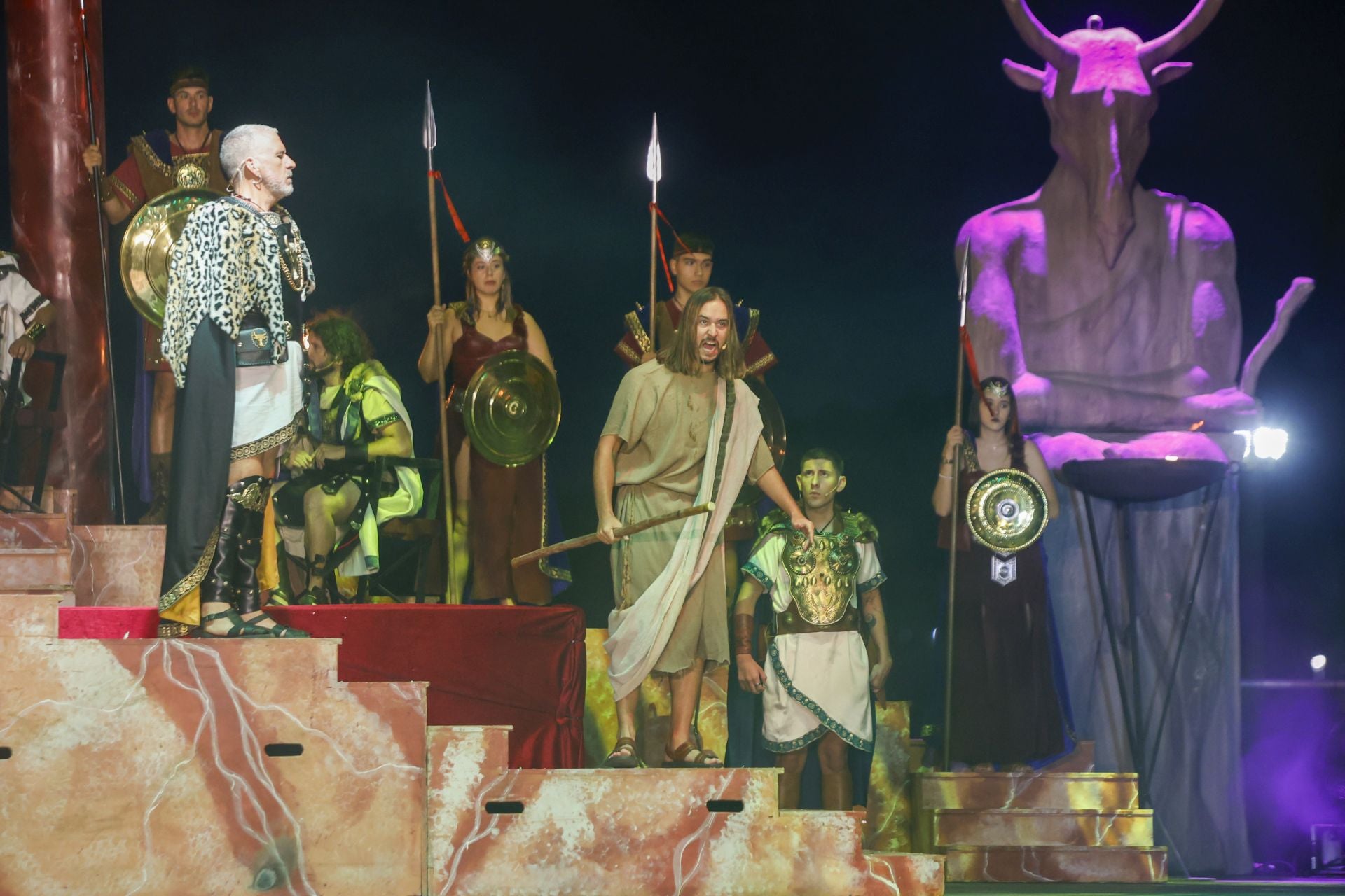 Aníbal contrata mercenarios en las fiestas de Carthagineses y Romanos, en imágenes