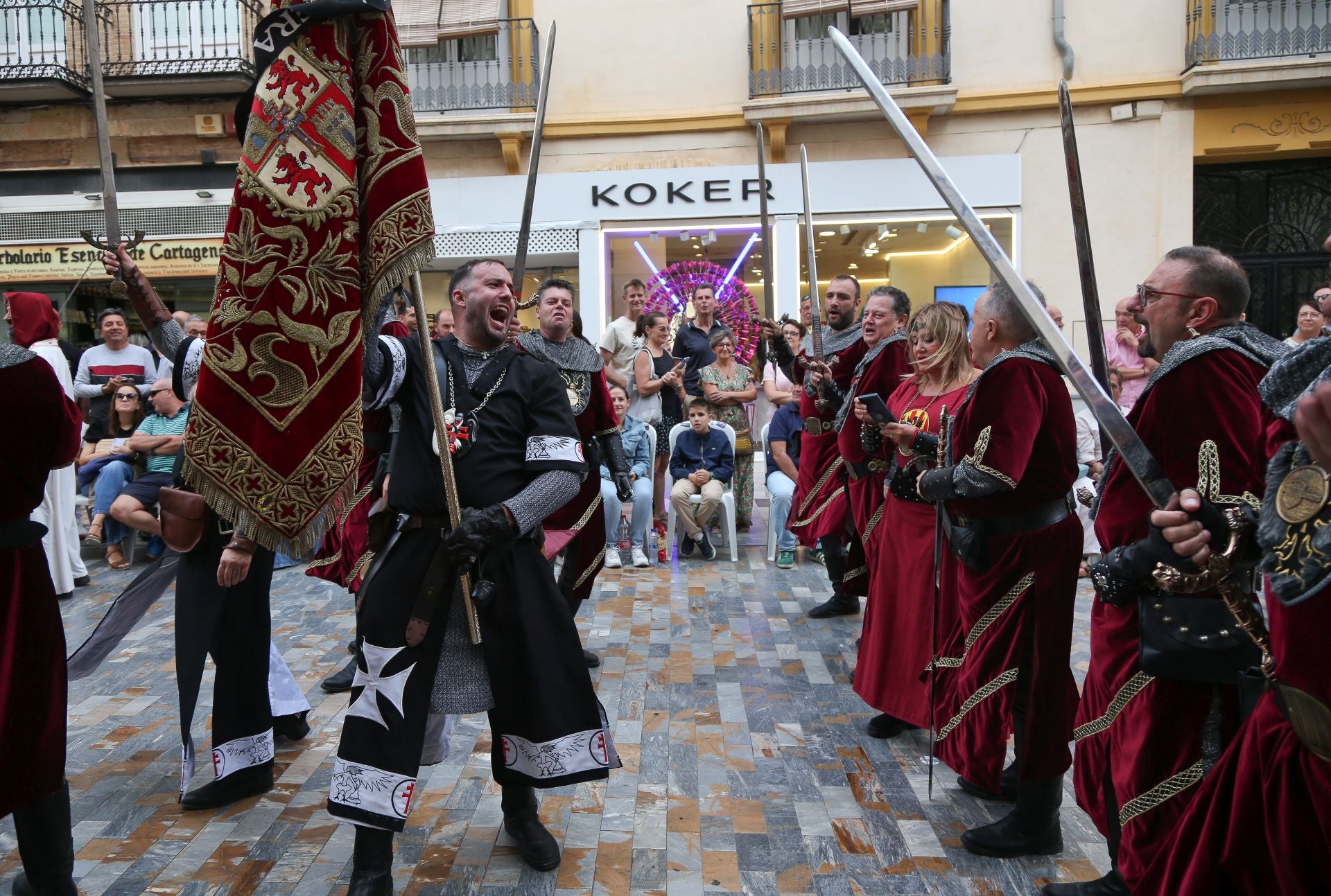 Las imágenes del gran desfile de Carthagineses y Romanos