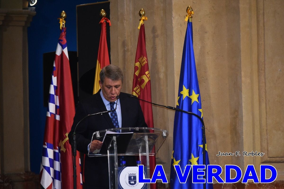 Imágenes de la entrega del título de Hijo Predilecto de Caravaca al general Pascual Soria