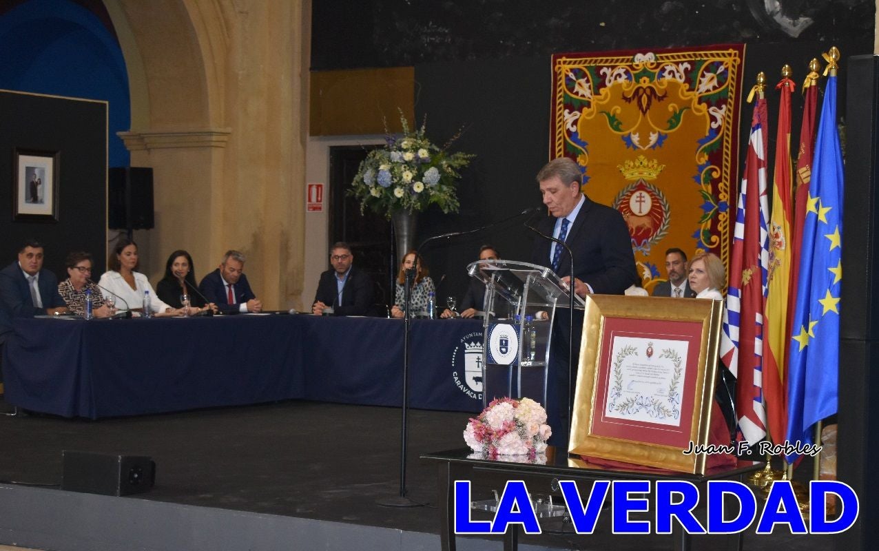 Imágenes de la entrega del título de Hijo Predilecto de Caravaca al general Pascual Soria