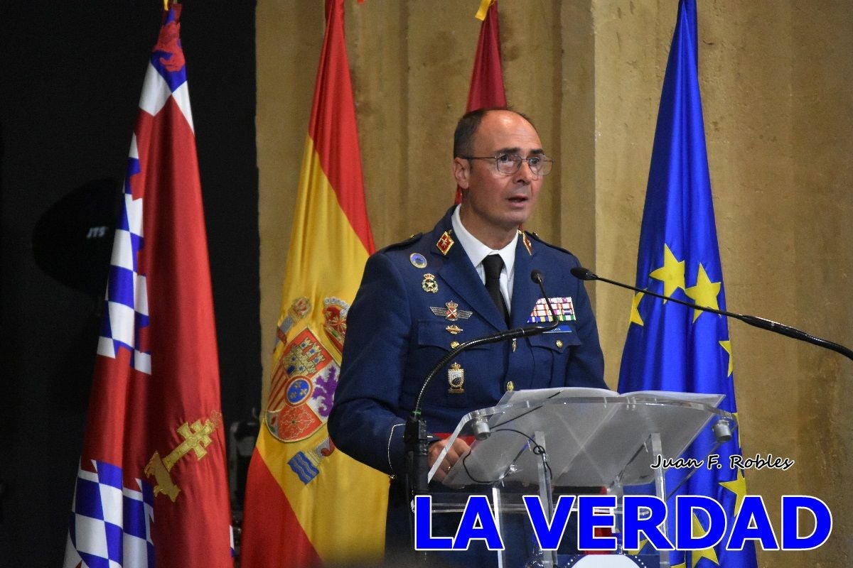 Imágenes de la entrega del título de Hijo Predilecto de Caravaca al general Pascual Soria