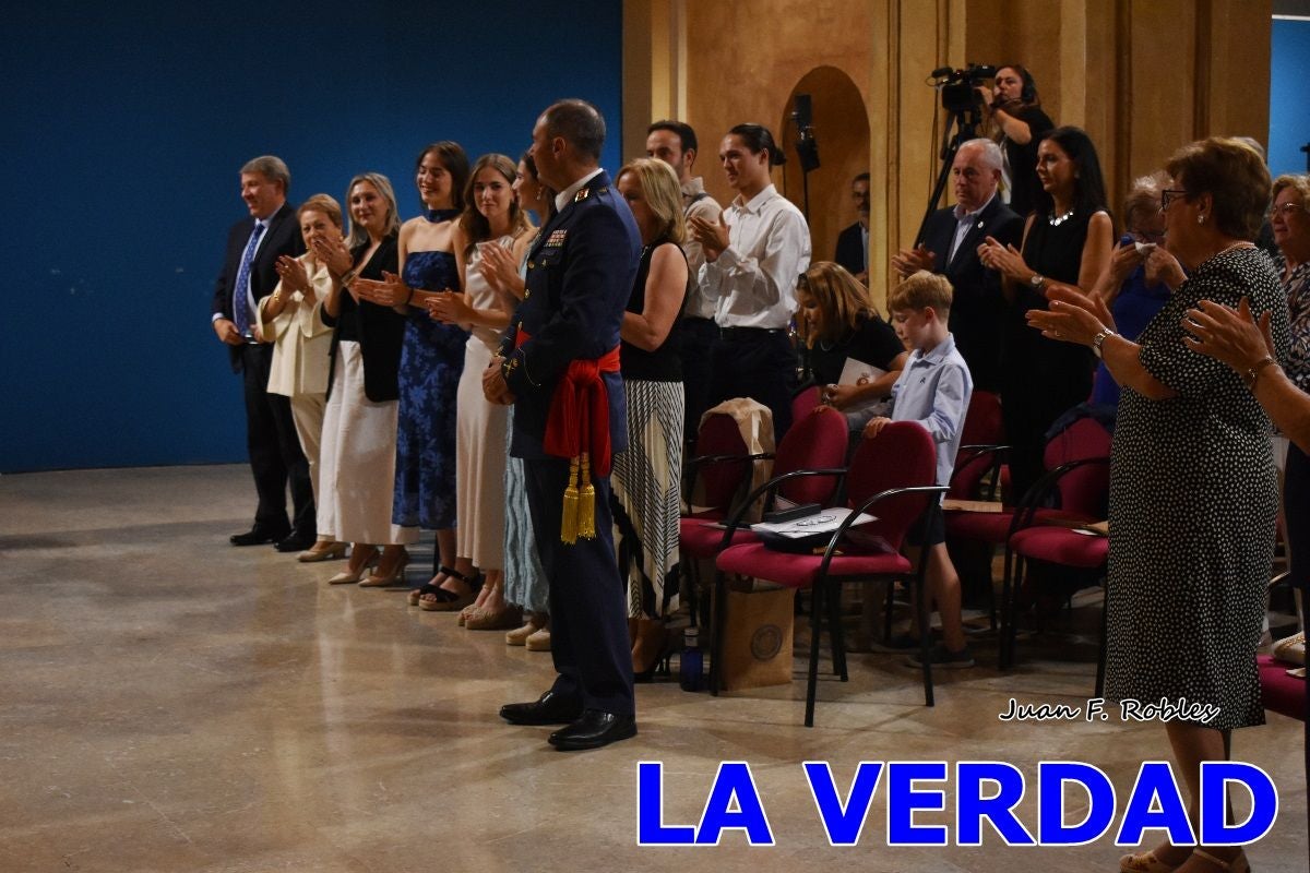 Imágenes de la entrega del título de Hijo Predilecto de Caravaca al general Pascual Soria