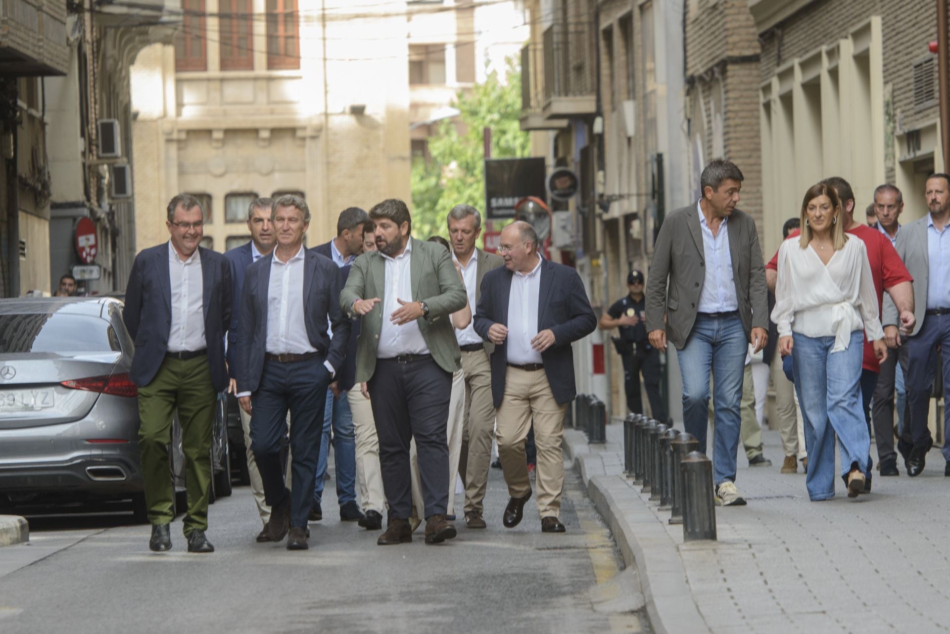 En imágenes, el cierre en el Teatro Circo de Murcia de la cumbre de barones del PP