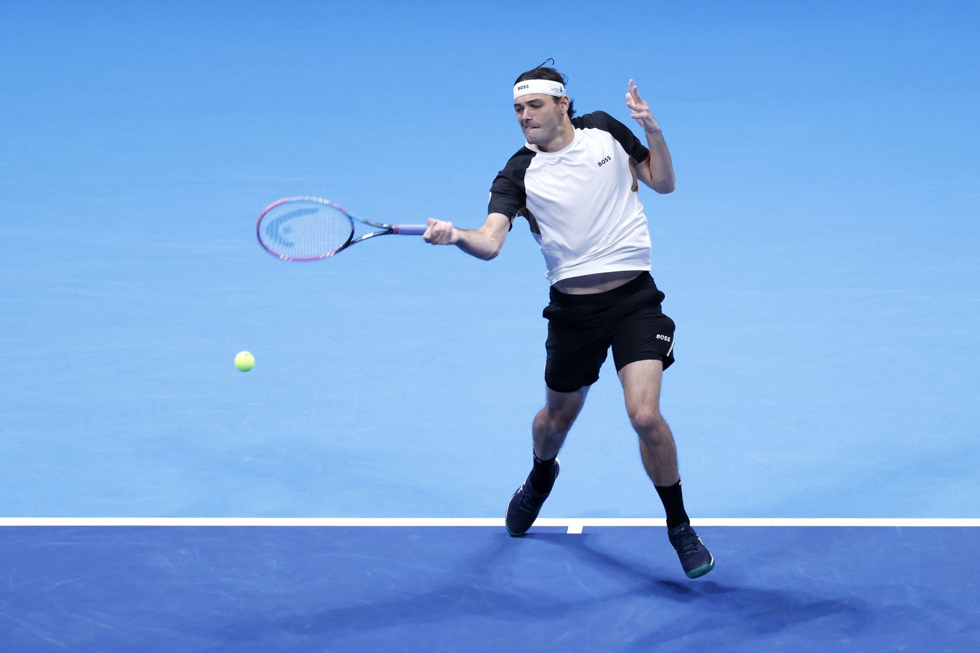 En imágenes, Carlos Alcaraz gana en Tokio su octavo título del año