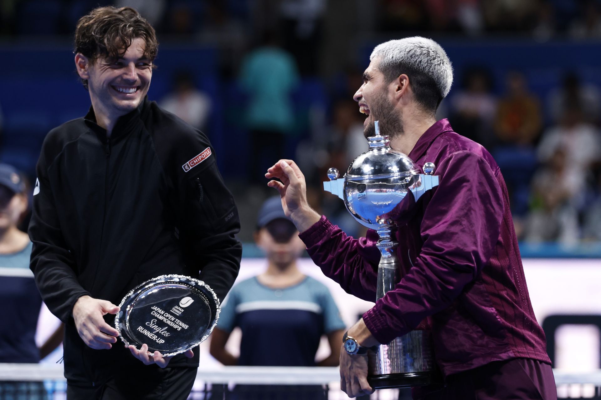 En imágenes, Carlos Alcaraz gana en Tokio su octavo título del año