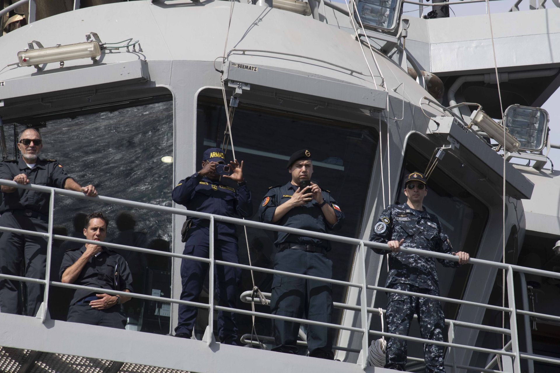 La Armada evalúa sus métodos de rescate en Cartagena, en imágenes