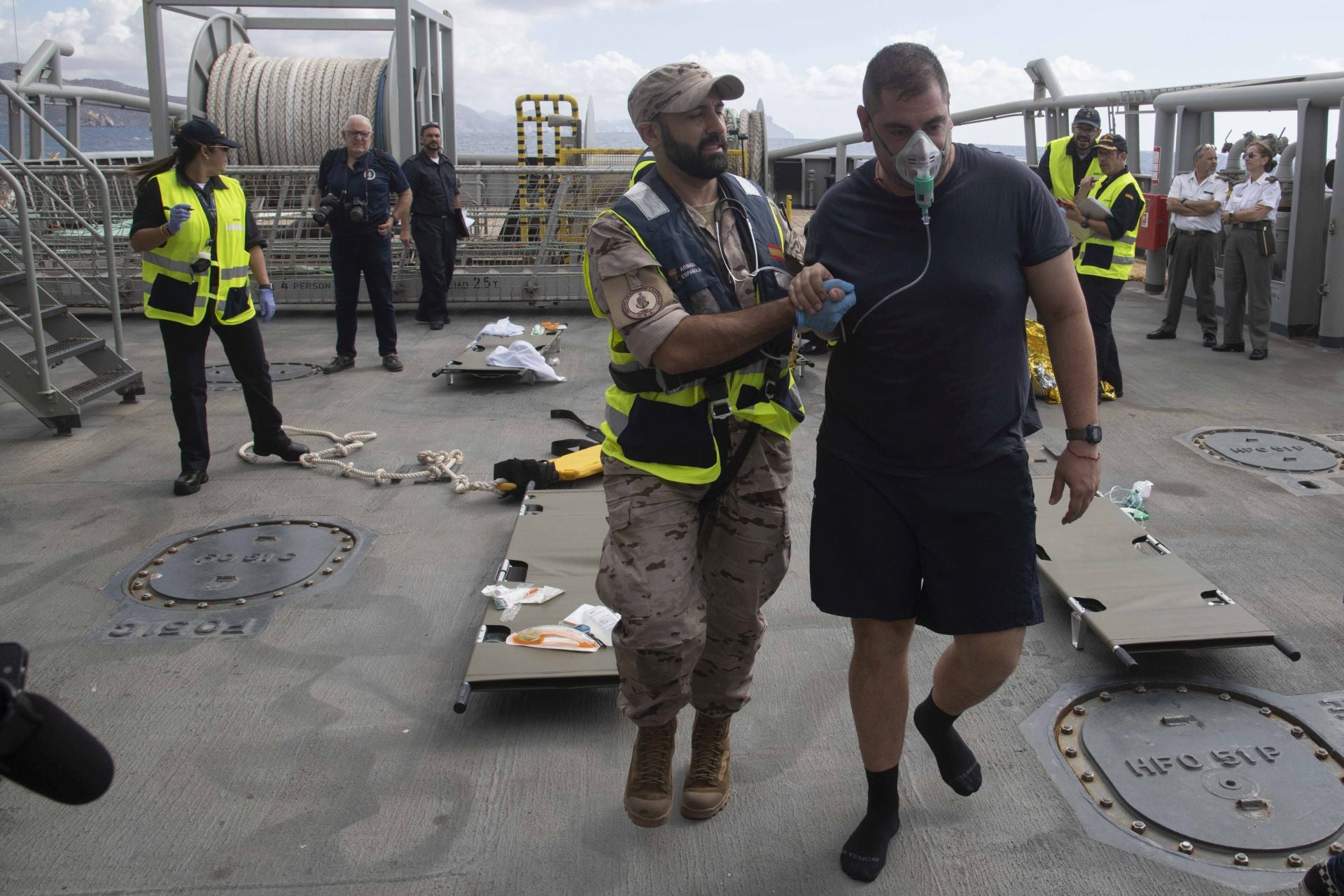 La Armada evalúa sus métodos de rescate en Cartagena, en imágenes