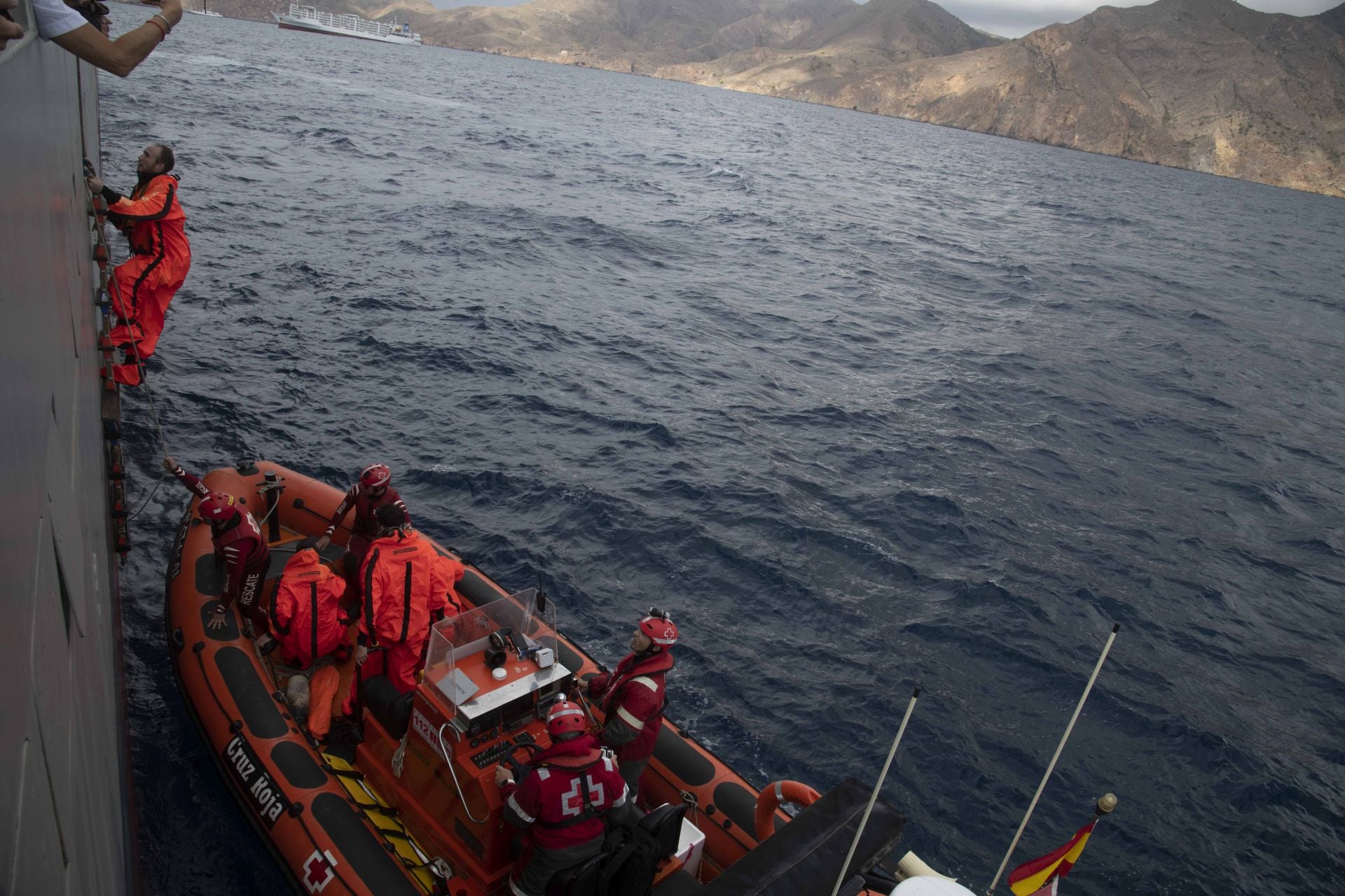 La Armada evalúa sus métodos de rescate en Cartagena, en imágenes
