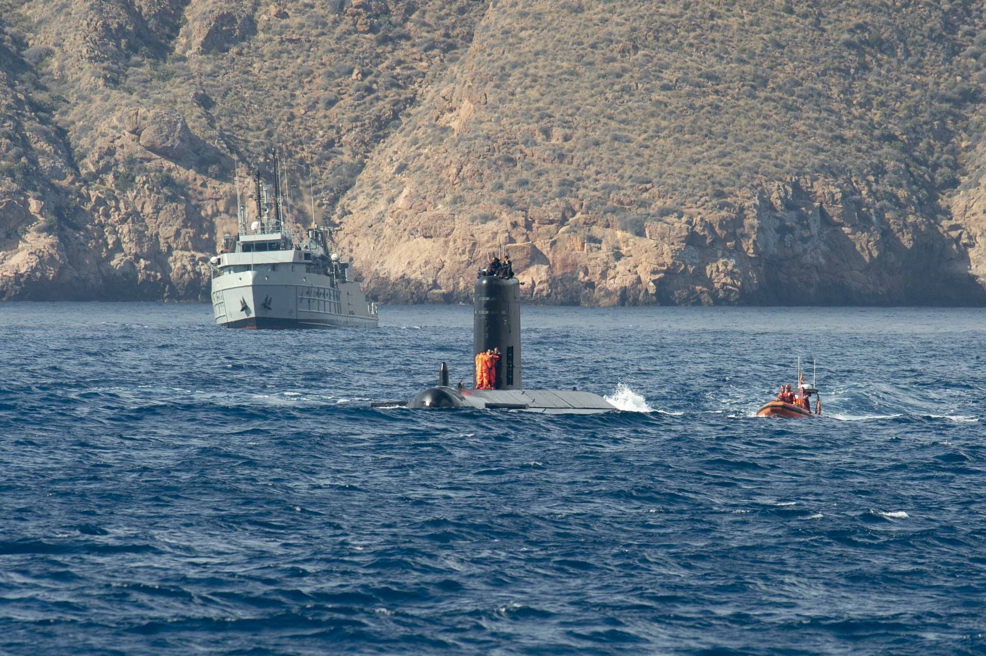 La Armada evalúa sus métodos de rescate en Cartagena, en imágenes
