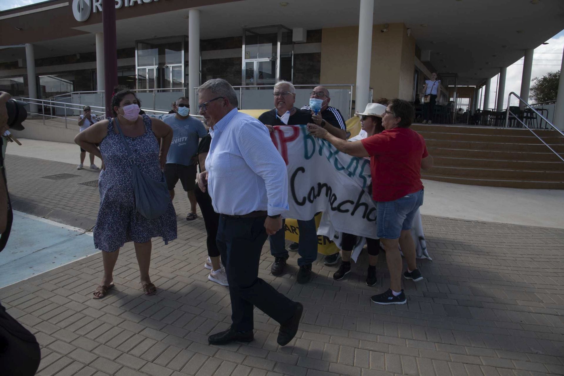 Las imágenes de la protesta de los vecinos de Los Camachos contra la planta de biogás