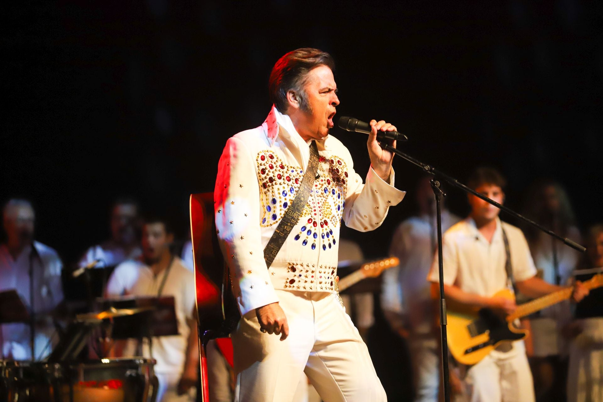 Tributo murciano a Elvis, el rey del rock, en imágenes