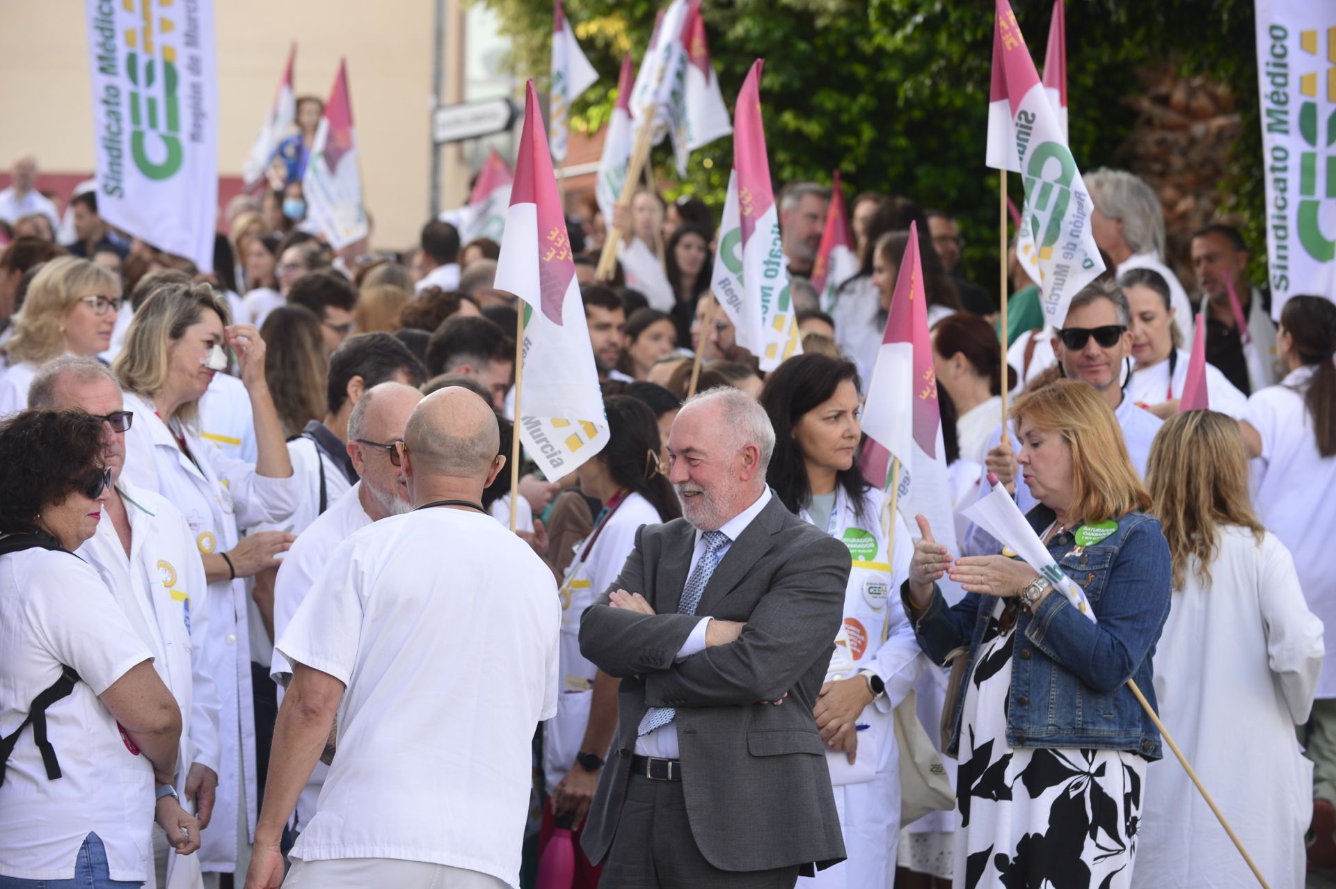 En imágenes, huelga nacional de médicos en la Región de Murcia