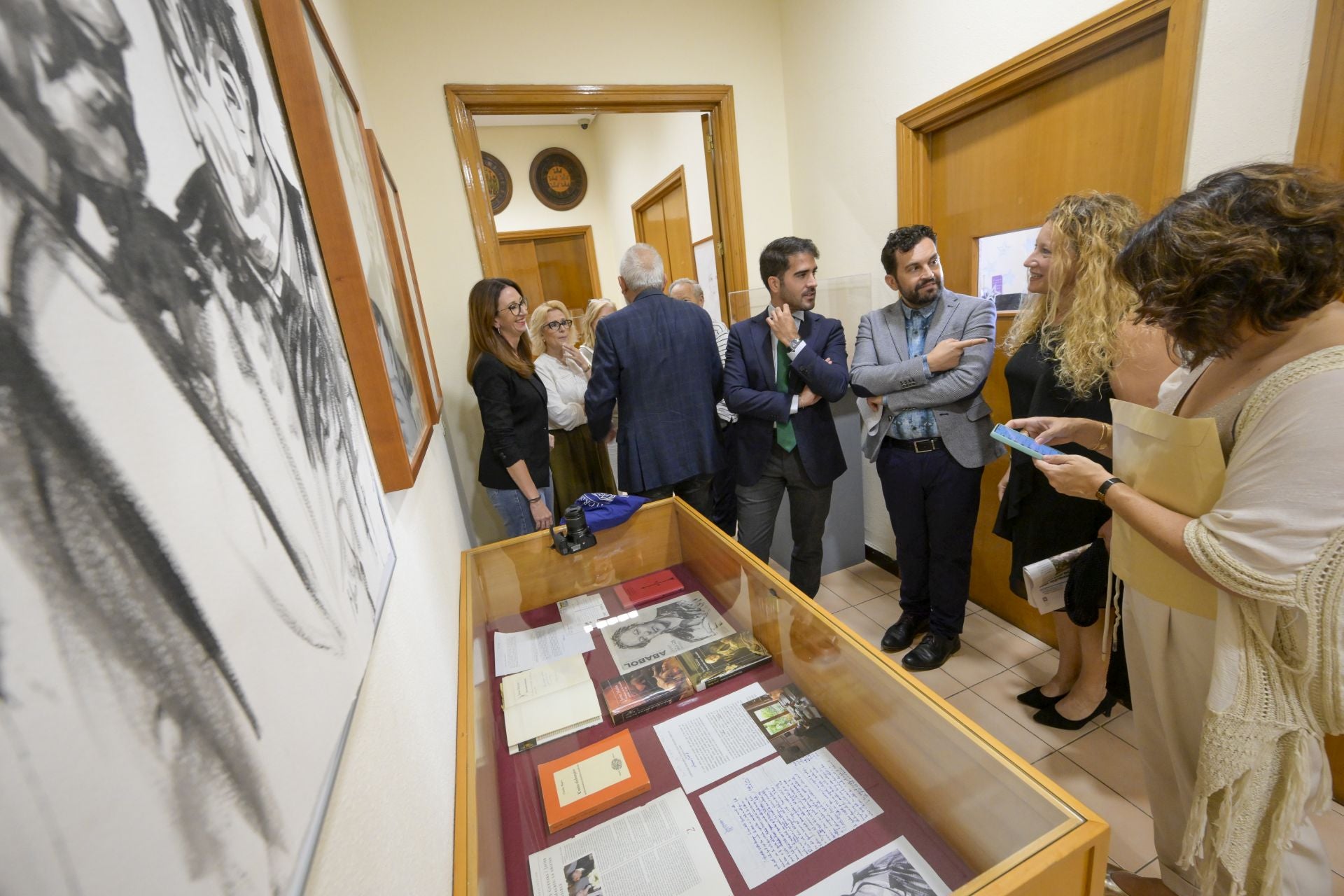 La exposición del Archivo de Murcia dedicada a cuatro escritores que fueron portada de Ababol, en imágenes