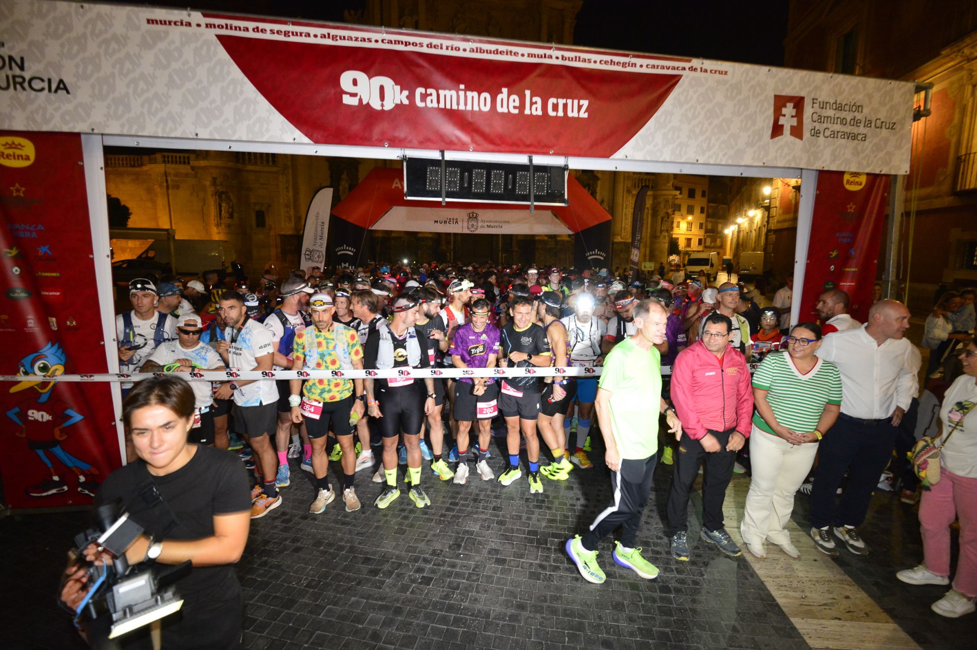 En imágenes, salida y llegada de la 90K a Caravaca de la Cruz