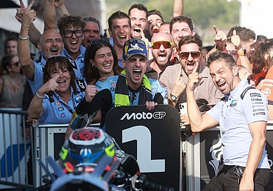 En imágenes, el histórico triunfo del murciano Fermín Aldeguer en Indonesia