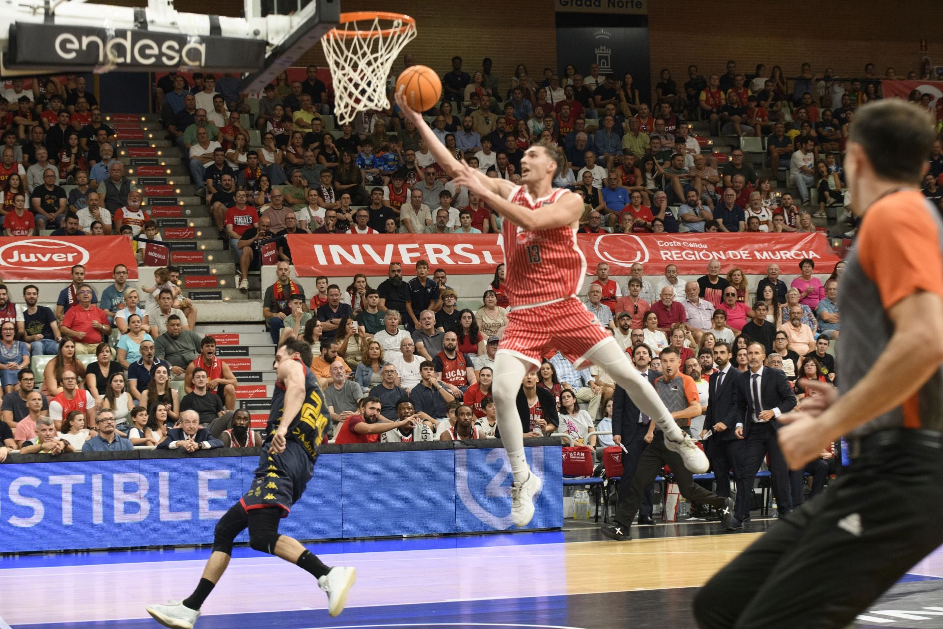 Un UCAM de sobresaliente el primer día ante el Andorra, en imágenes