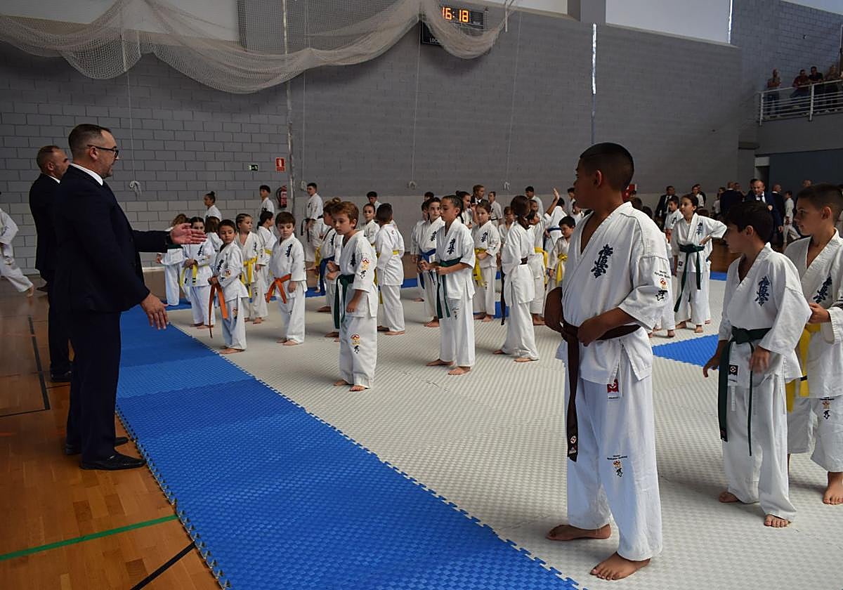 Participantes de la modalidad de Karate