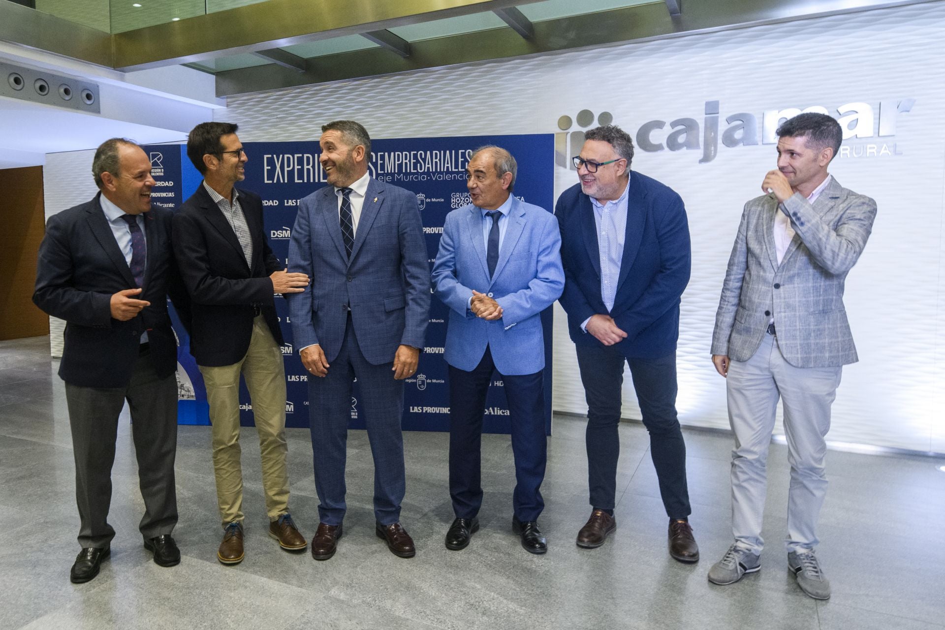 El encuentro &#039;Experiencias Empresariales. Eje Murcia-Valencia&#039;, en imágenes