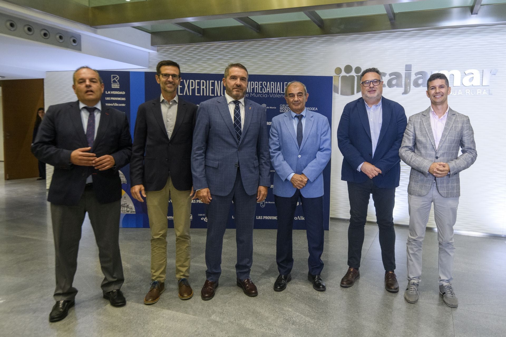 El encuentro &#039;Experiencias Empresariales. Eje Murcia-Valencia&#039;, en imágenes