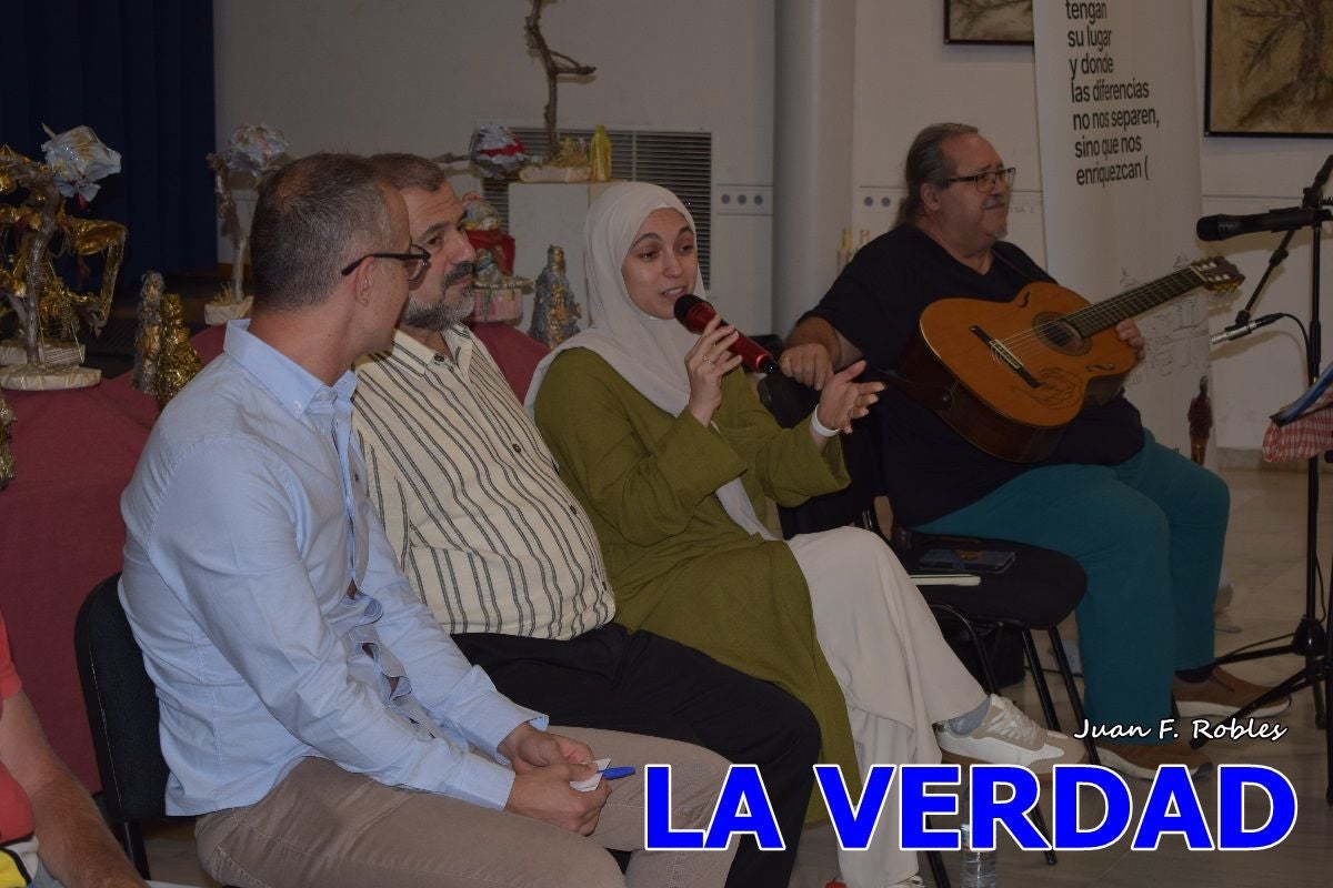 Imágenes de Charla &#039;La voz de Palestina. Diálogo con Eman y Abdallah Mhanna&#039; en Caravaca