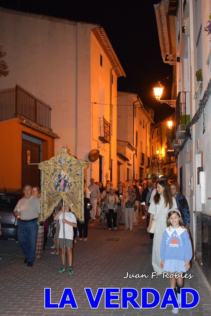 Imágenes de la Misa Solemne y Procesión de la Virgen del Rosario en Caravaca de la Cruz