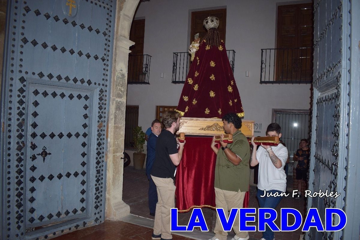 Imágenes de la Misa Solemne y Procesión de la Virgen del Rosario en Caravaca de la Cruz