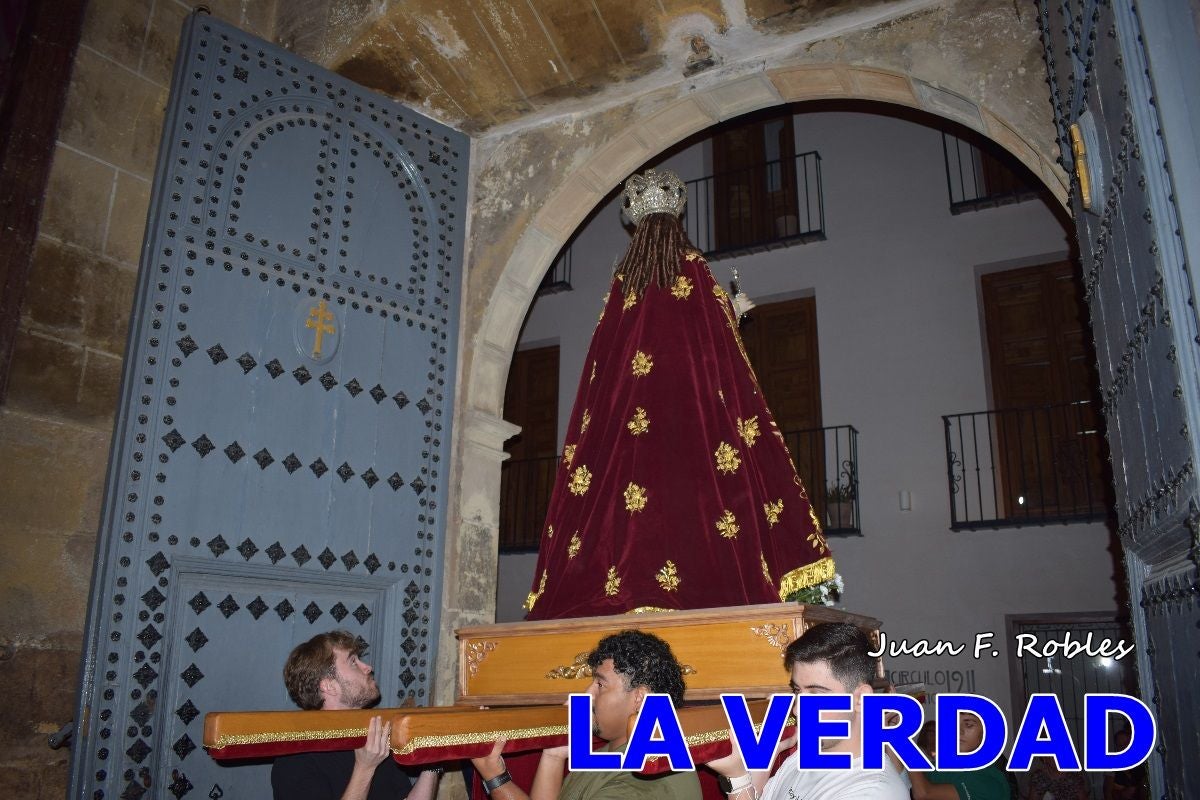 Imágenes de la Misa Solemne y Procesión de la Virgen del Rosario en Caravaca de la Cruz