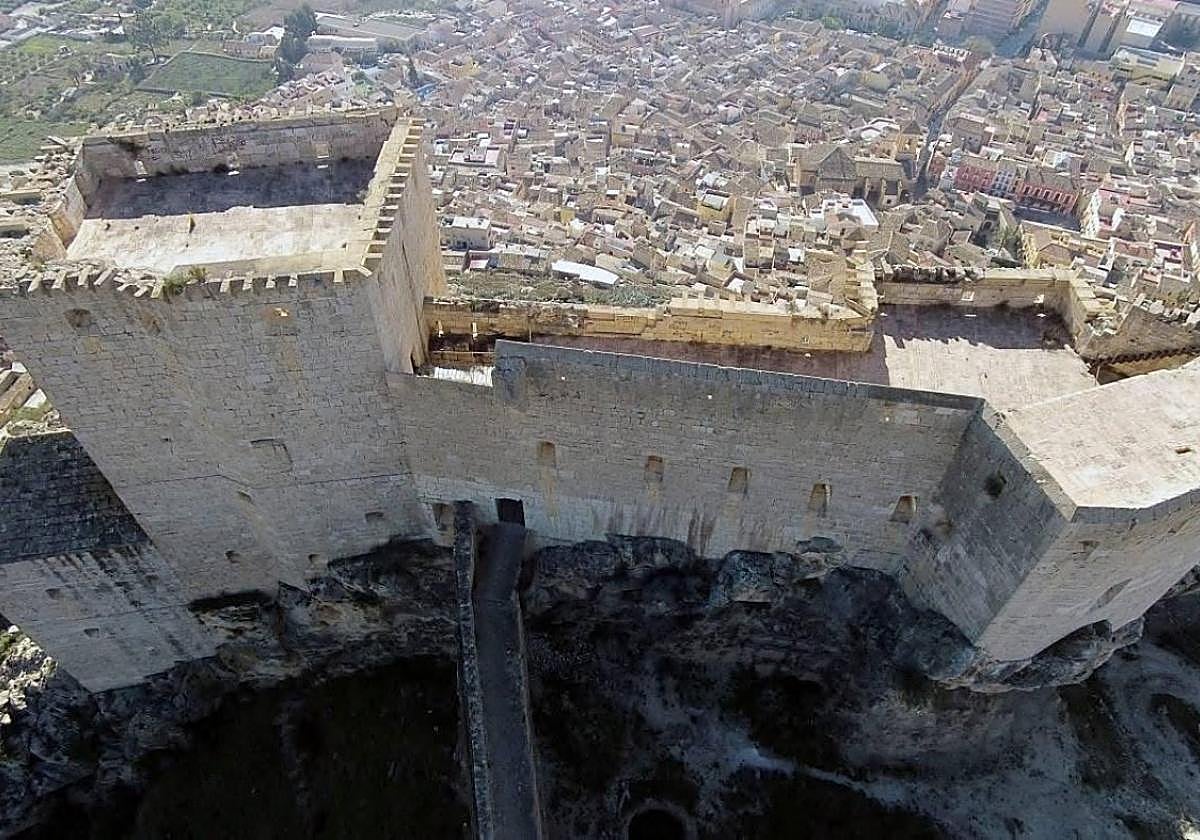 Vista aérea del castillo de Mula.