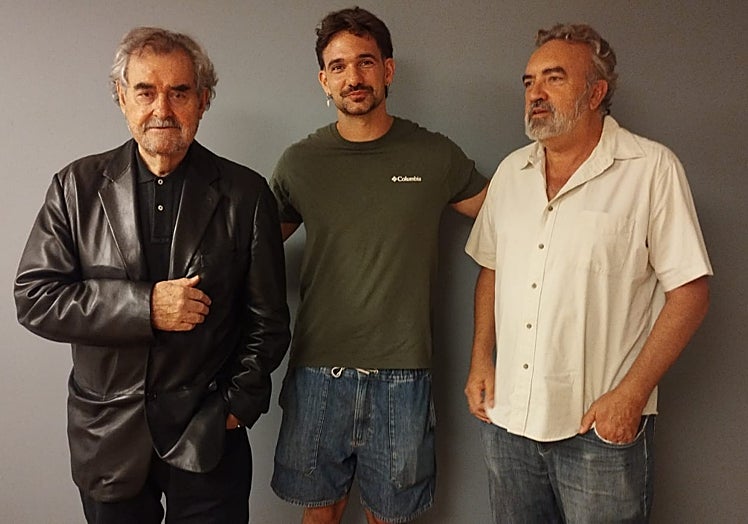 Fermín Bocos, Carlos Moyano y Manuel Moyano, tres viajeros reunidos en Murcia.