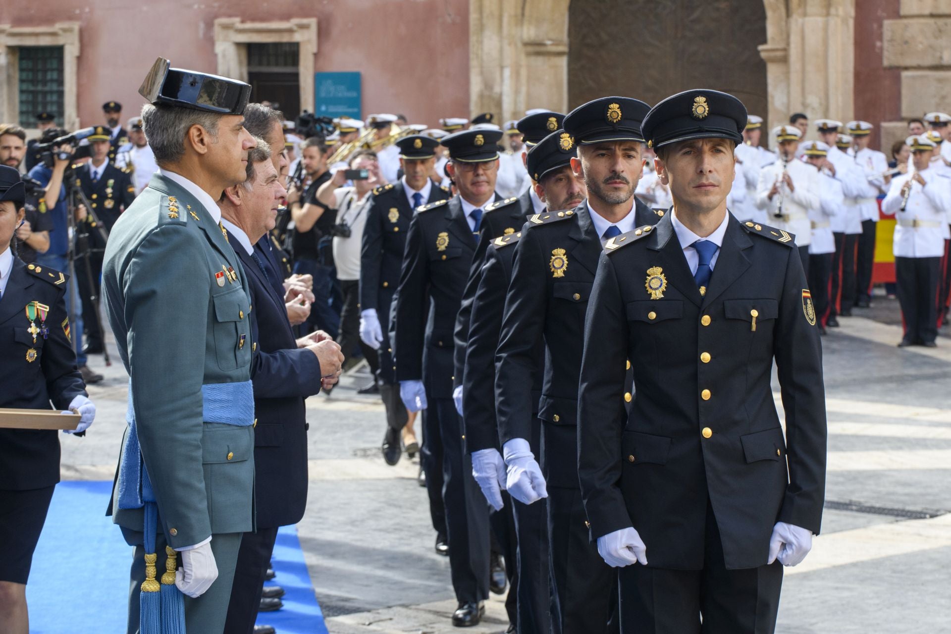 El acto por el Día de la Policía en Murcia, en imágenes