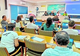 Sesión informativa en la sede del IEO en Lo Pagán, ayer, para conocer el Proyecto Belich.