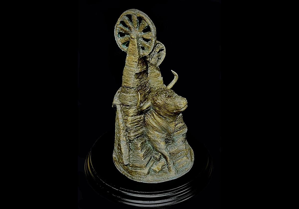 Escultura de Galo Conesa para los triunfadores en La Unión.