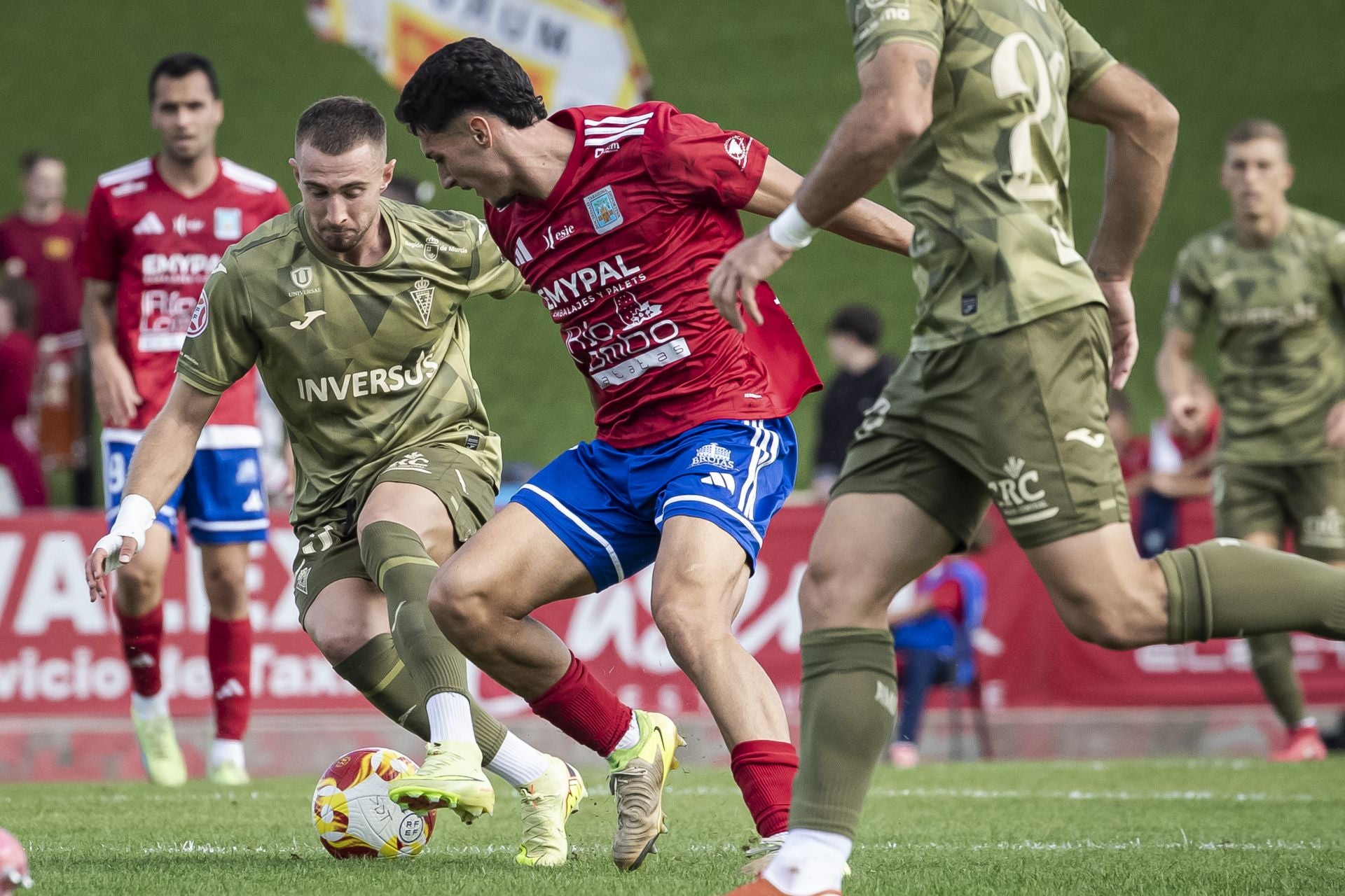 El Real Murcia entra en estado crítico en Tarazona, en imágenes