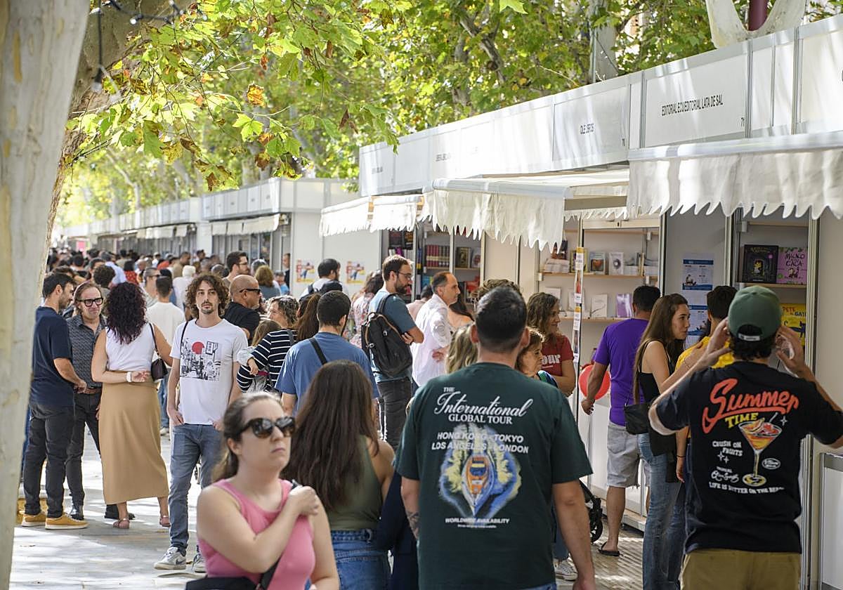 Último día de la Feria del Libro de Murcia, en imágenes