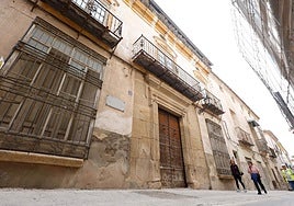 Fachada de la casa del doctor Gimeno Baduell, en la calle Selgas.