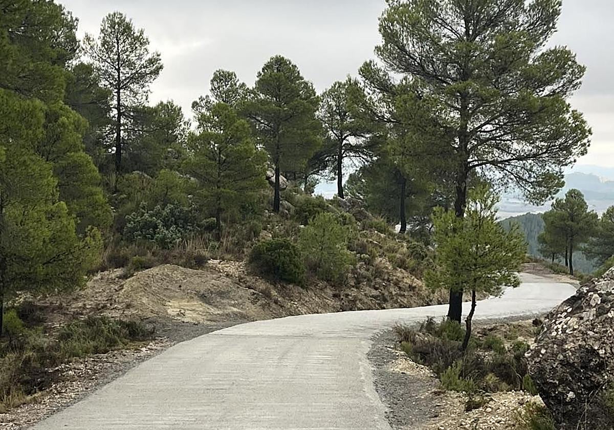 Superficie hormigonada en la carretera al santuario Casa Cristo.