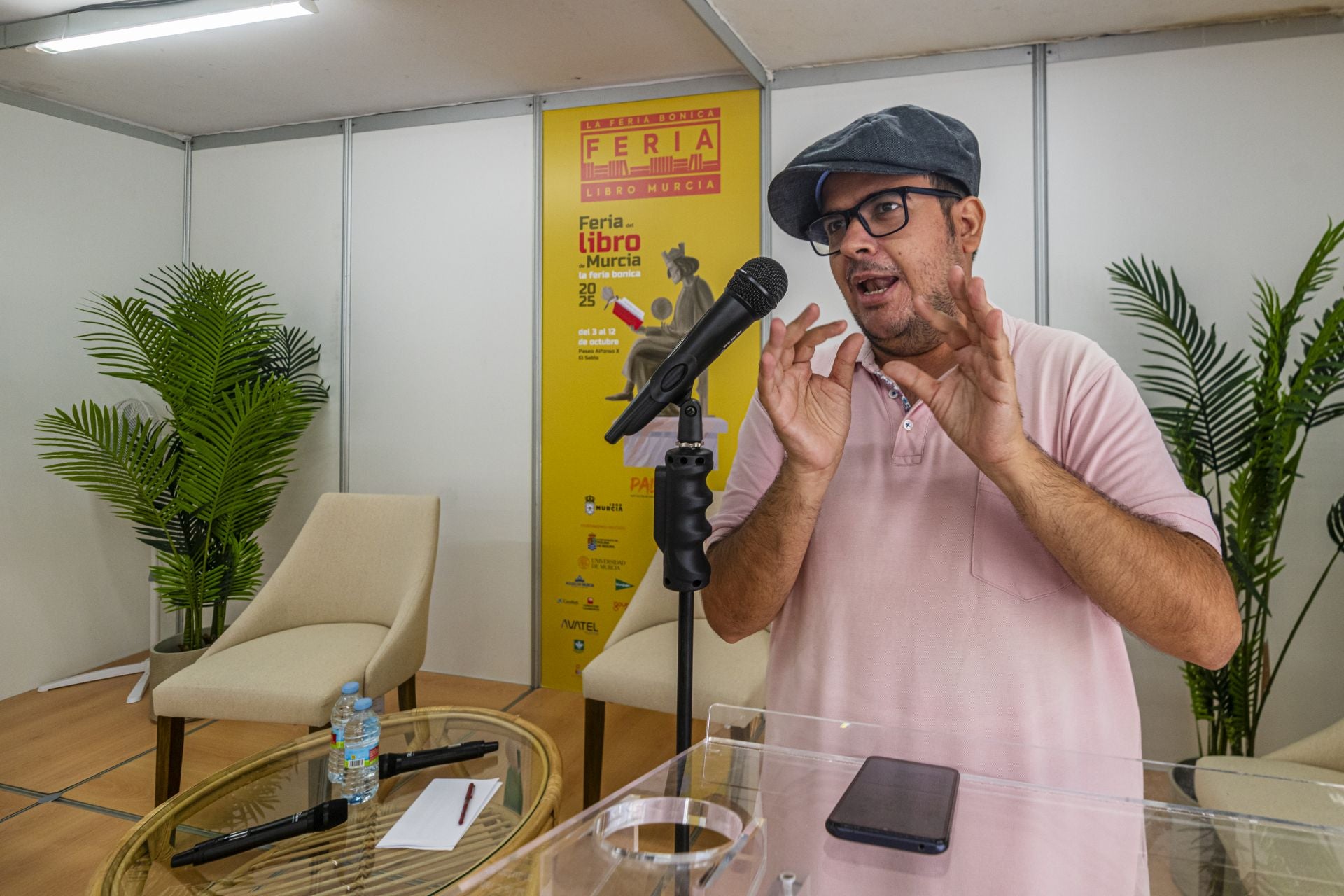 Último día de la Feria del Libro de Murcia, en imágenes